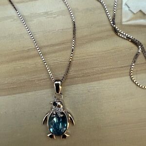 Chic Aoboco Silver Penguin Necklace with Blue, Aquamarine Gemstone
